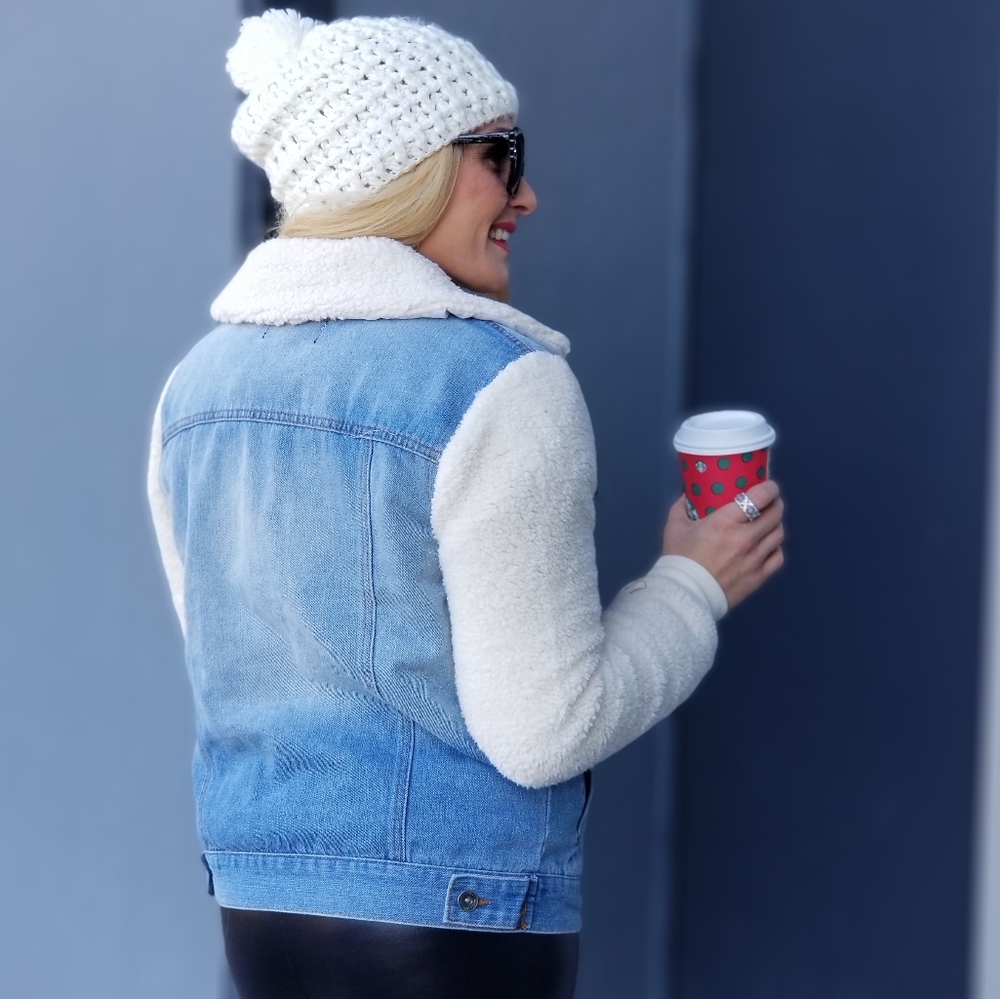 Last Chance!! Sherpa Sleeved Jean Jacket - Picture 4 of 4